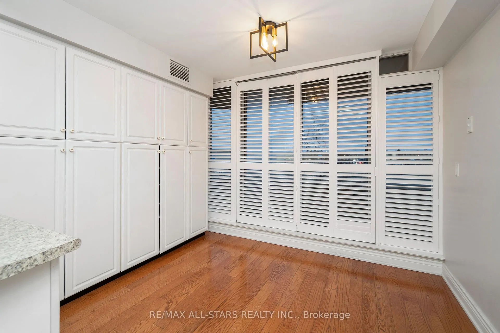 Photo 25 of Unit 404, 610 Bullock Drive, Markham, Markville — HOMEH