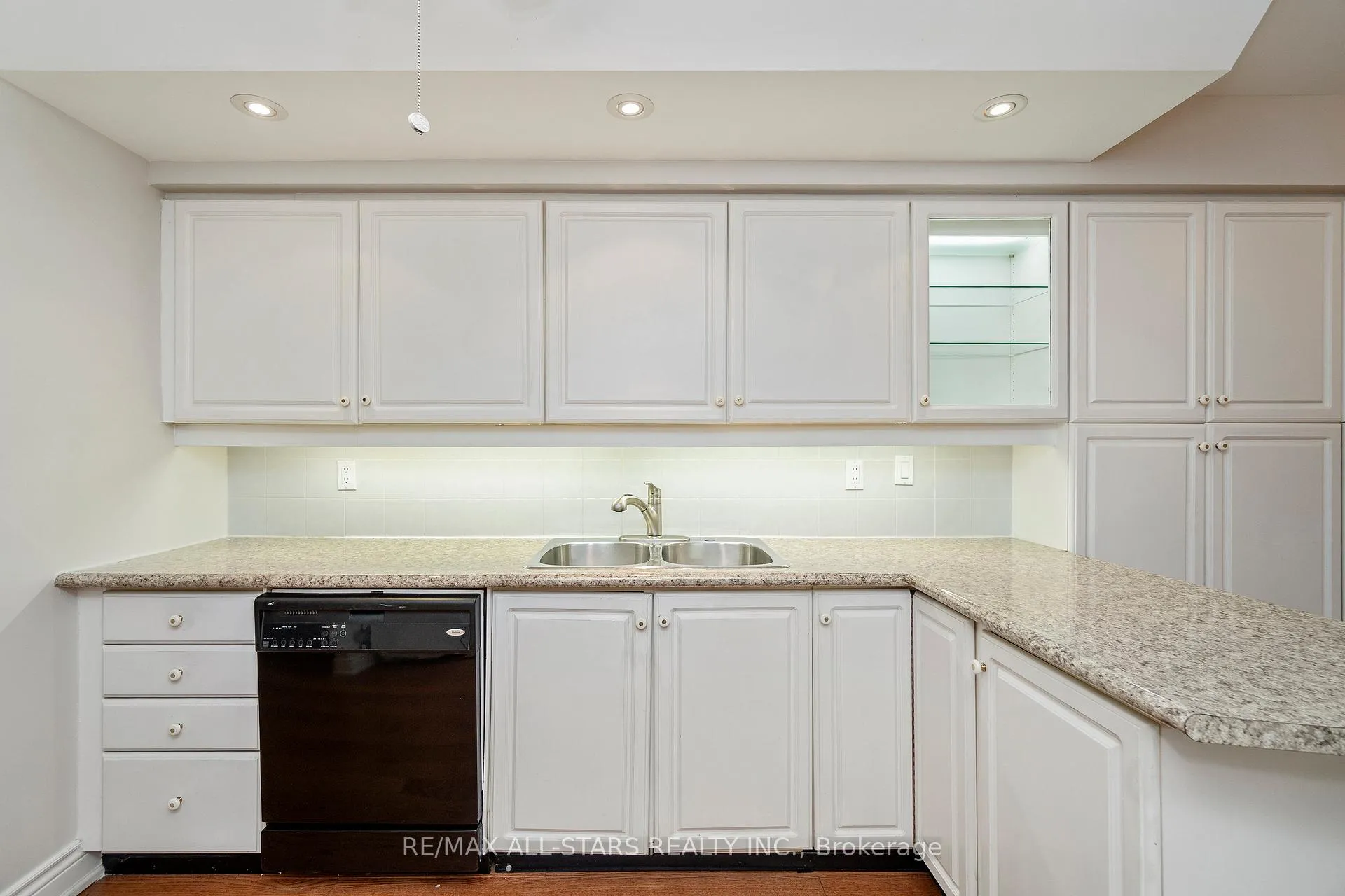 Photo 27 of Unit 404, 610 Bullock Drive, Markham, Markville — HOMEH