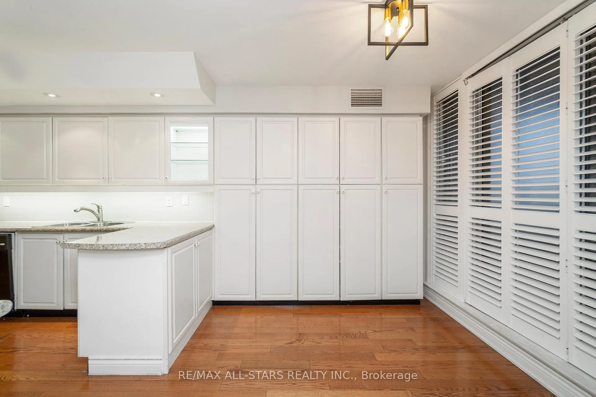 Photo 31 of Unit 404, 610 Bullock Drive, Markham, Markville — HOMEH