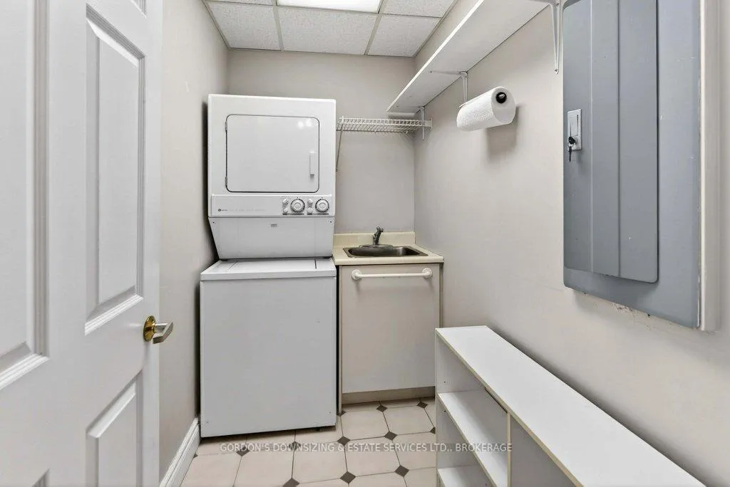 Photo 10 of Unit 302, 20 Gore Street, Kingston, Central City East — HOMEH