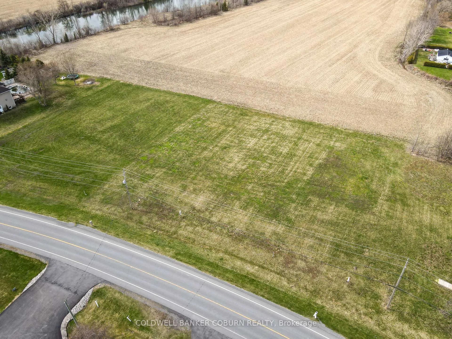 Photo 4 of Unit 2, 0000 Lakeshore Drive, South Dundas, South Dundas (Matilda) Twp — HOMEH