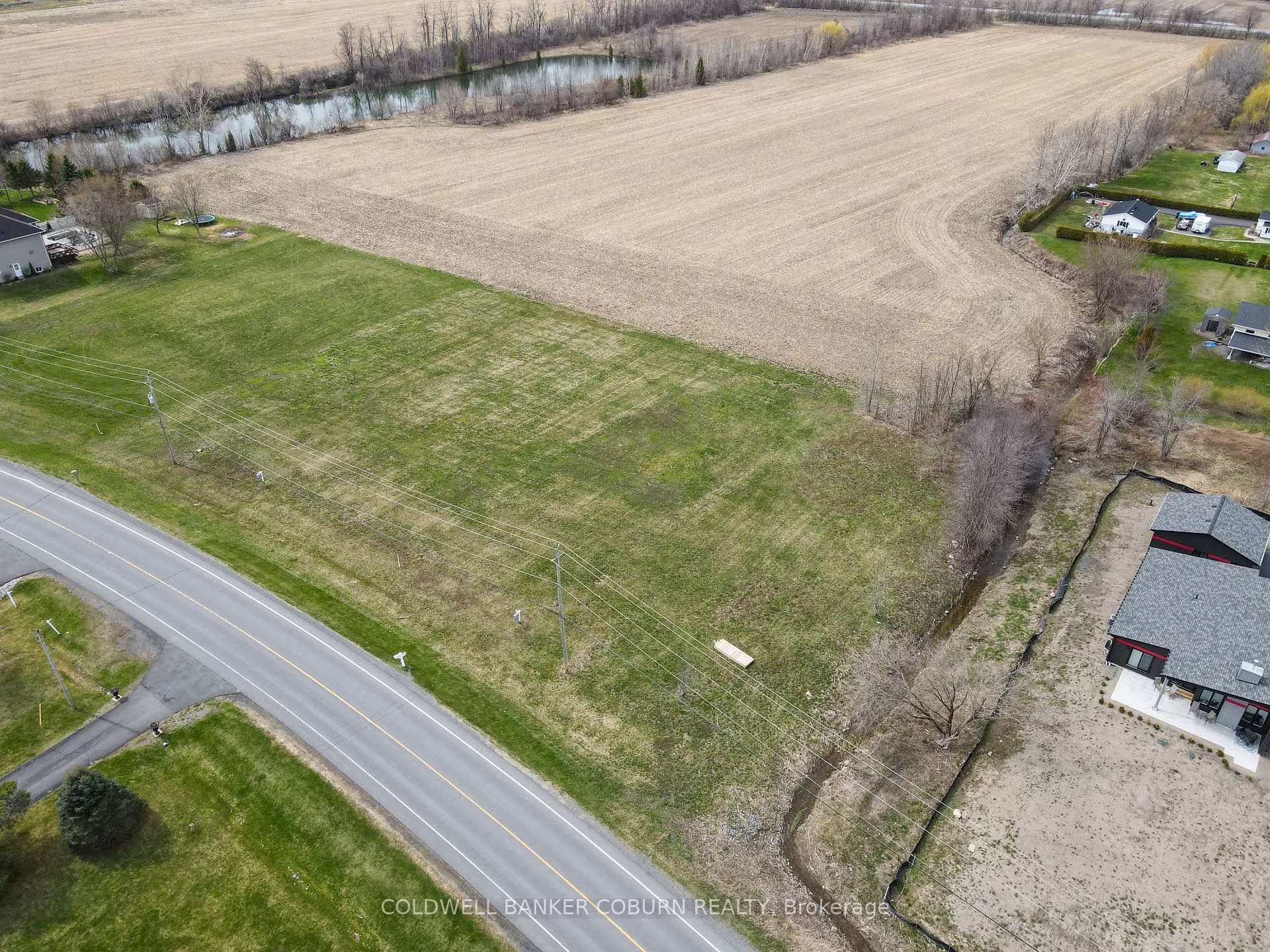 Photo 8 of Unit 2, 0000 Lakeshore Drive, South Dundas, South Dundas (Matilda) Twp — HOMEH