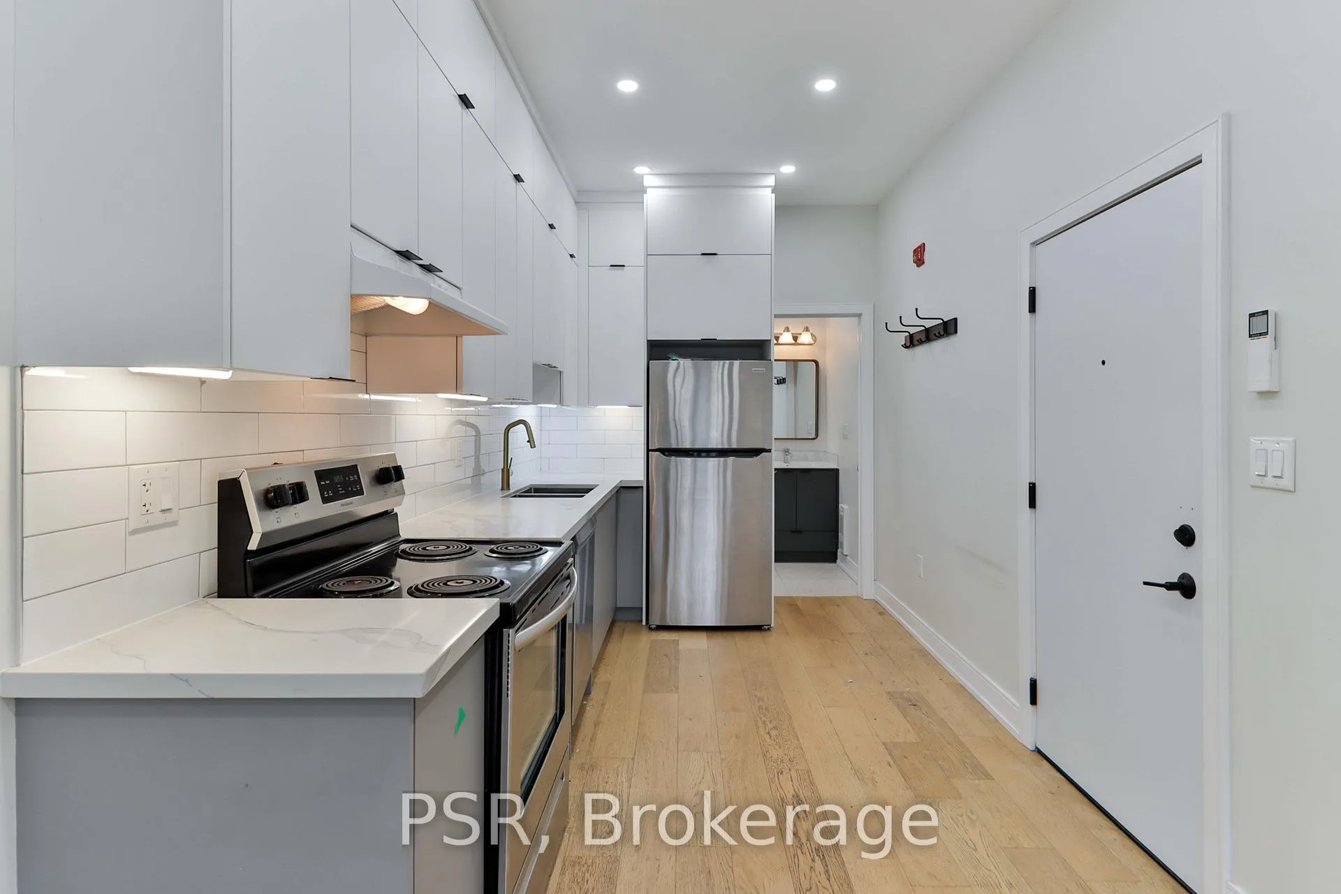 Front of Unit 1, 1173 Dundas Street W