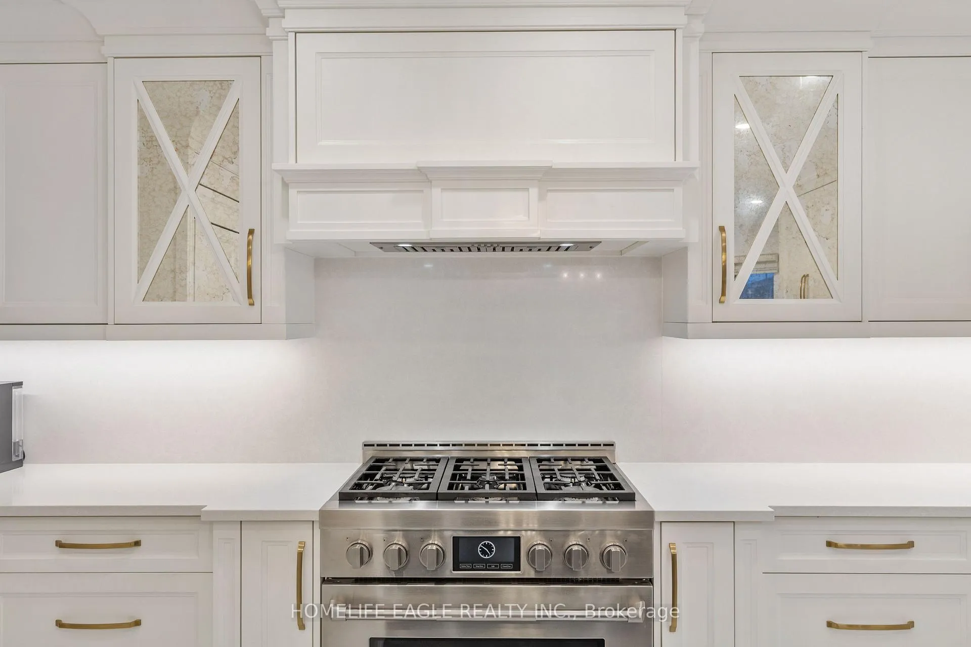Photo 10 of 26 Whitetail Court, Vaughan, East Woodbridge — HOMEH