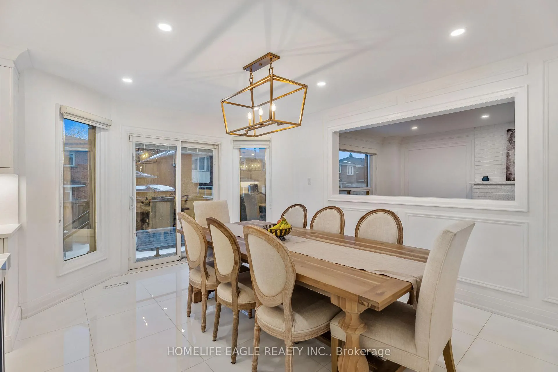 Photo 14 of 26 Whitetail Court, Vaughan, East Woodbridge — HOMEH
