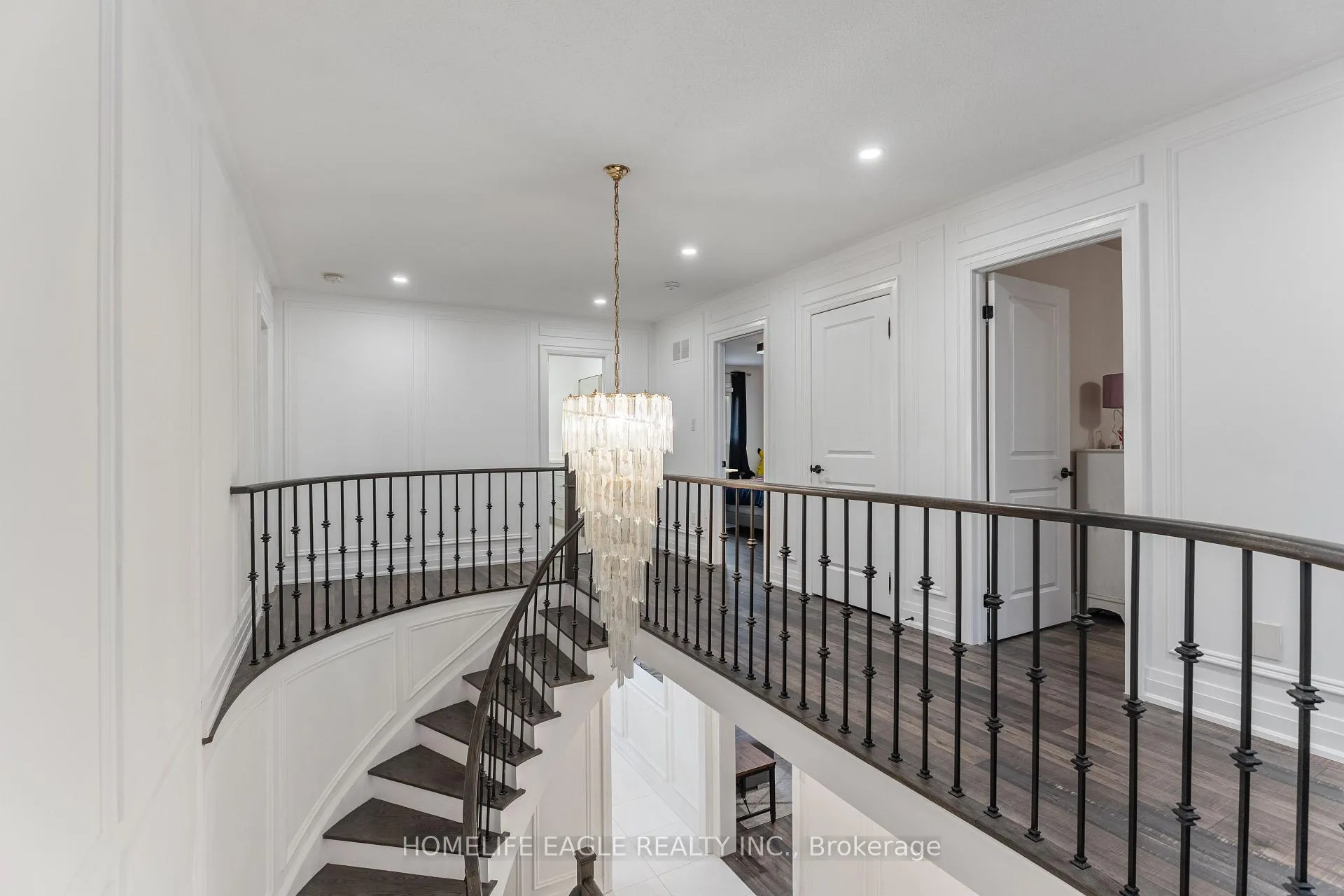 Photo 23 of 26 Whitetail Court, Vaughan, East Woodbridge — HOMEH