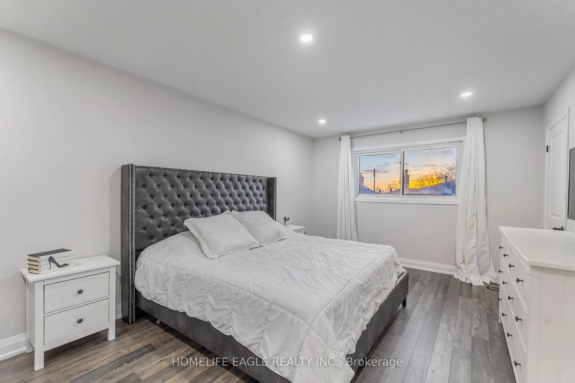 Photo 24 of 26 Whitetail Court, Vaughan, East Woodbridge — HOMEH