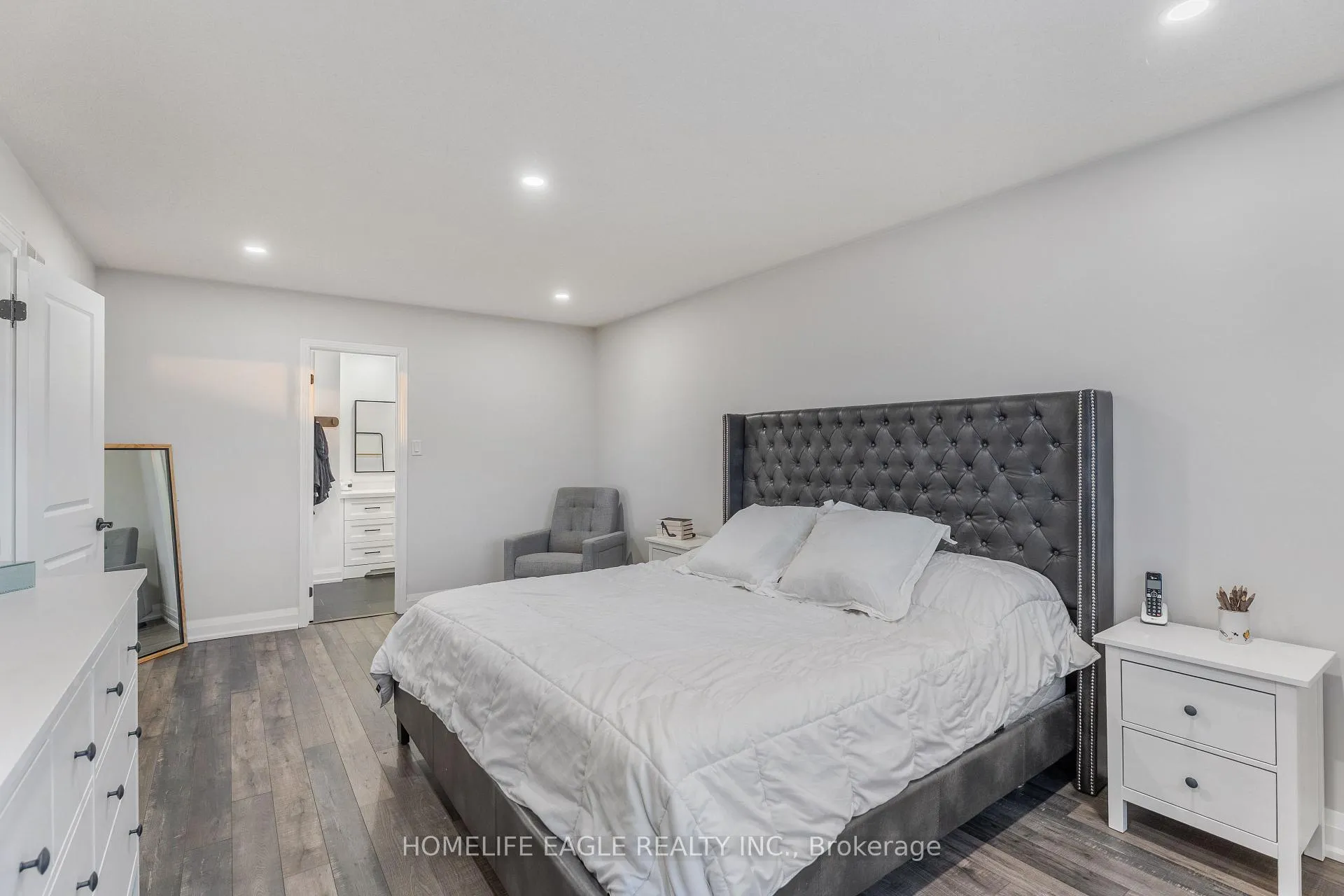 Photo 25 of 26 Whitetail Court, Vaughan, East Woodbridge — HOMEH