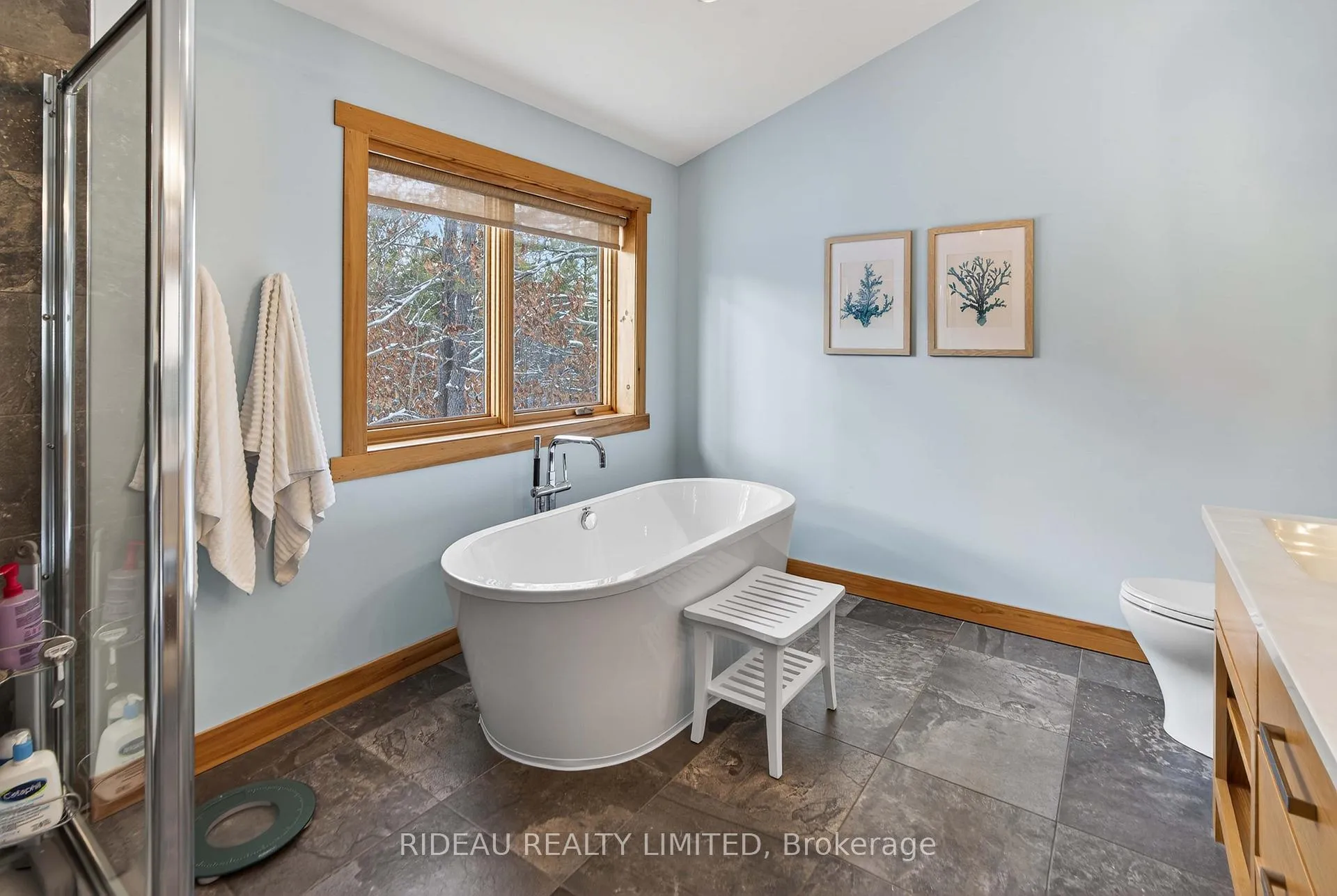 Photo 34 of 31 Redpath Lane, Rideau Lakes, Rideau Lakes (South Crosby) Twp — HOMEH