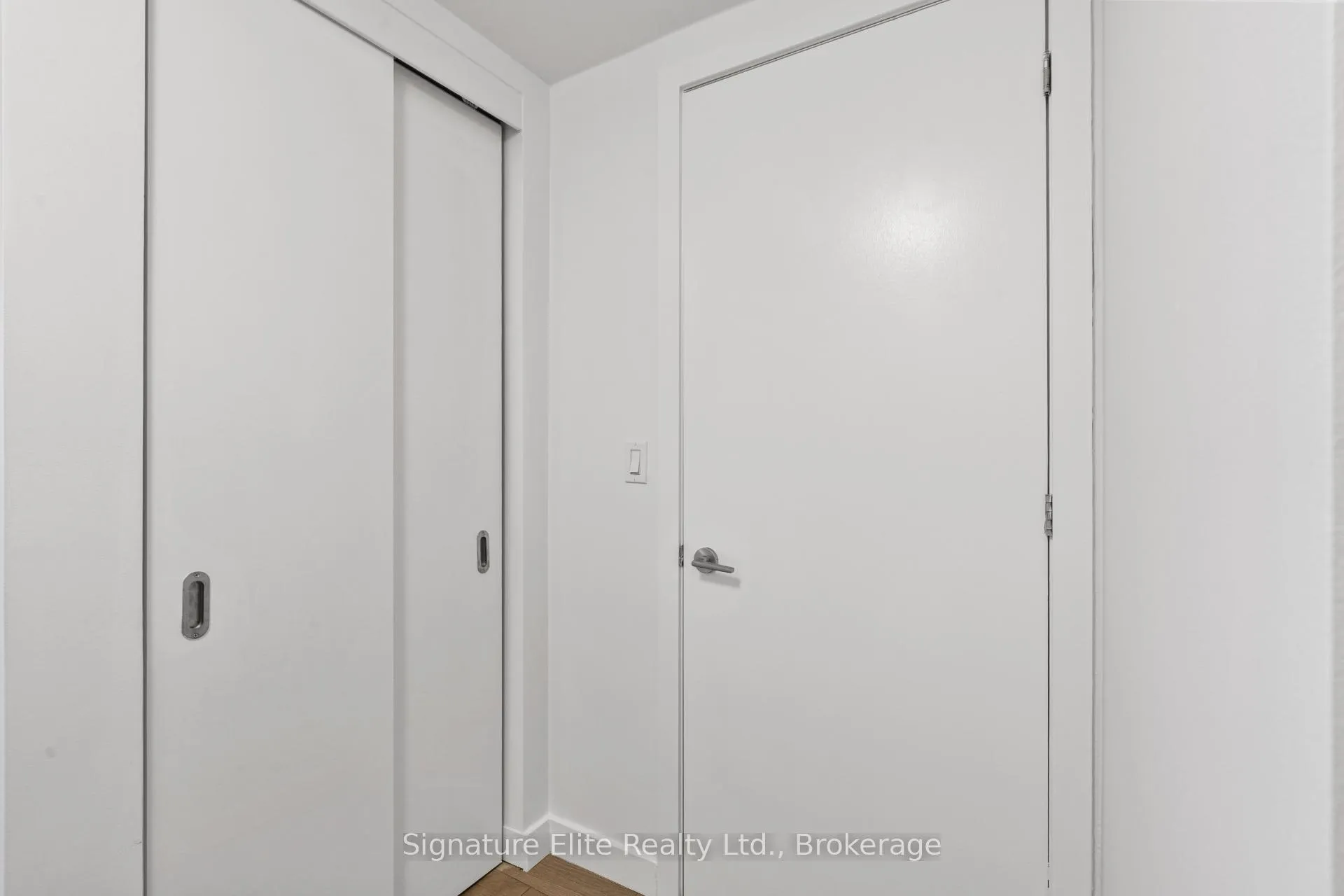 Photo 4 of Unit 602, 1075 Queen Street E, Toronto, South Riverdale — HOMEH