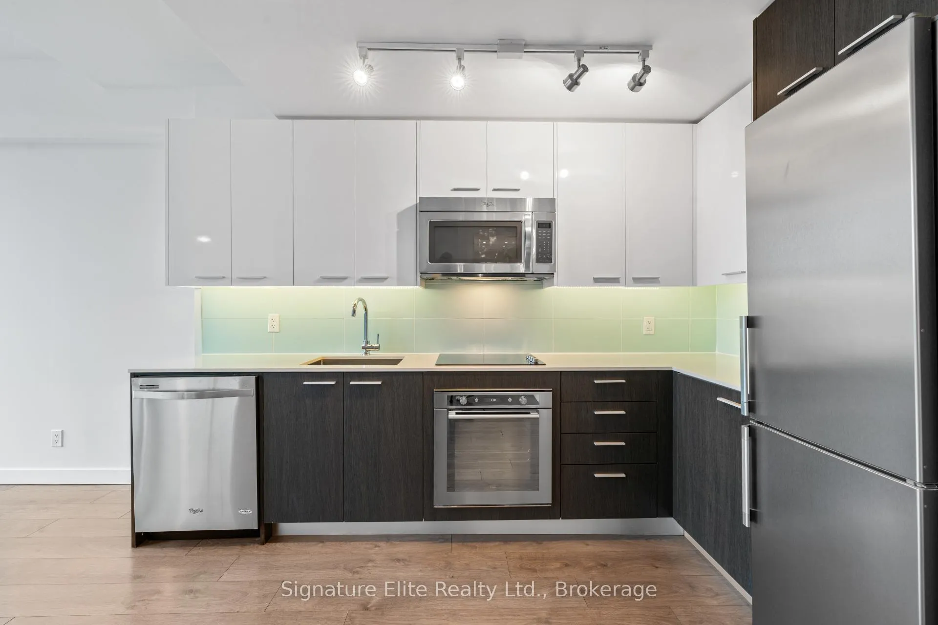 Photo 7 of Unit 602, 1075 Queen Street E, Toronto, South Riverdale — HOMEH
