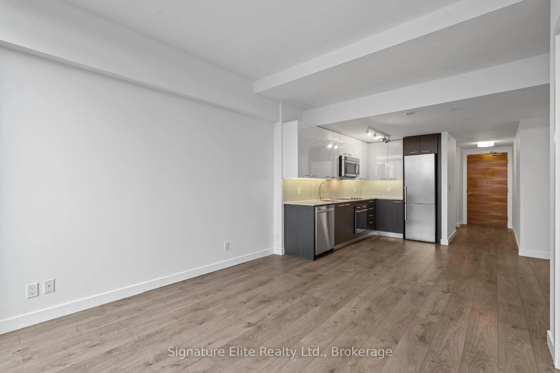 Photo 11 of Unit 602, 1075 Queen Street E, Toronto, South Riverdale — HOMEH