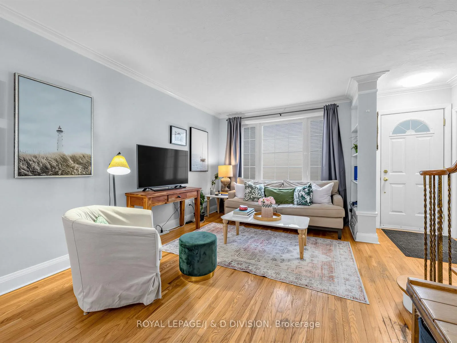 Photo 3 of 92 Tower Drive, Scarborough, Wexford-Maryvale — HOMEH