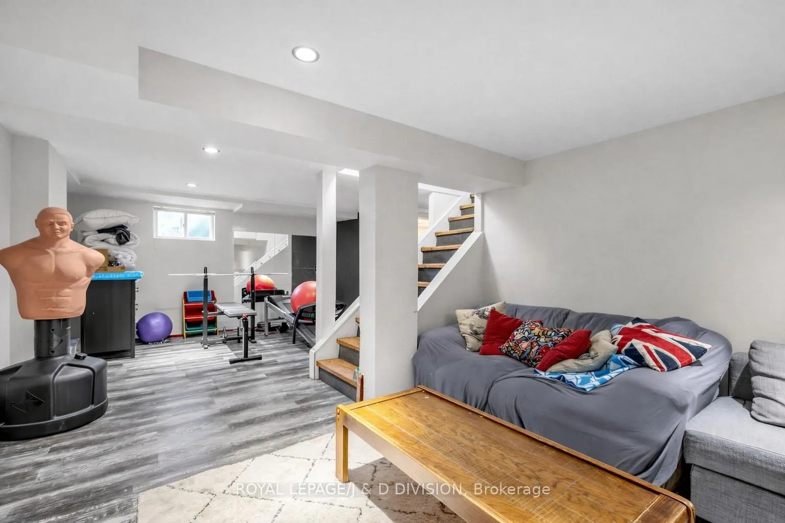 Photo 23 of 92 Tower Drive, Scarborough, Wexford-Maryvale — HOMEH