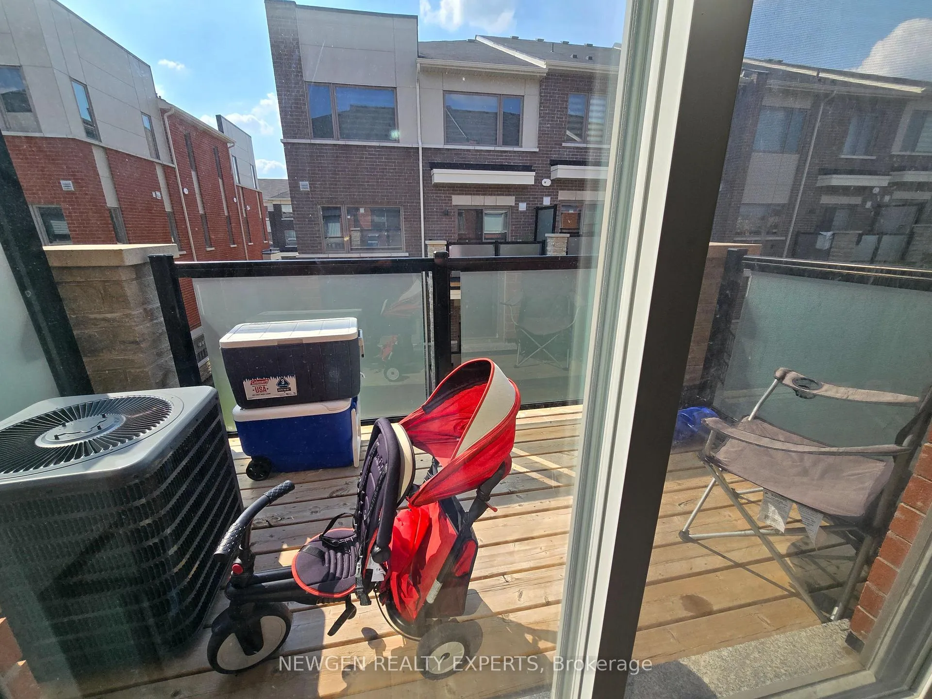 Photo 10 of Unit 11, 230 Lagerfeld Drive, Brampton, Northwest Brampton — HOMEH