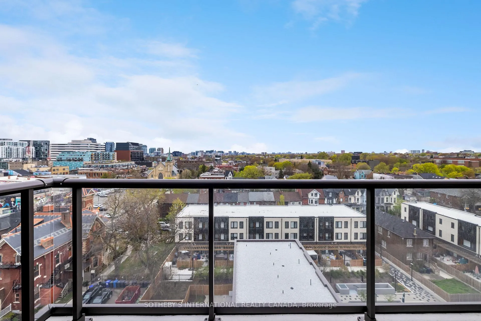 Photo 16 of Unit 819, 80 Vanauley Street, Toronto, Kensington-Chinatown — HOMEH