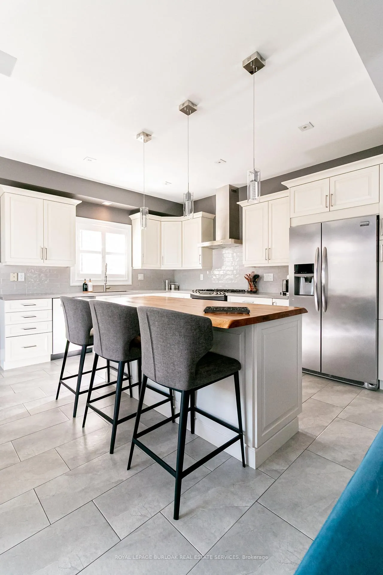 Photo 14 of 19 Purnell Drive, Hamilton, Gilbert — HOMEH