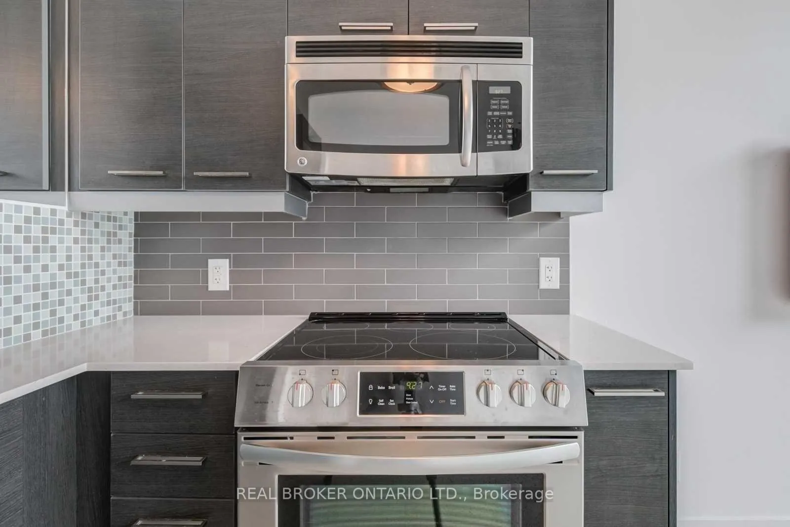 Photo 8 of Unit 519, 510 King Street E, Toronto, Moss Park — HOMEH