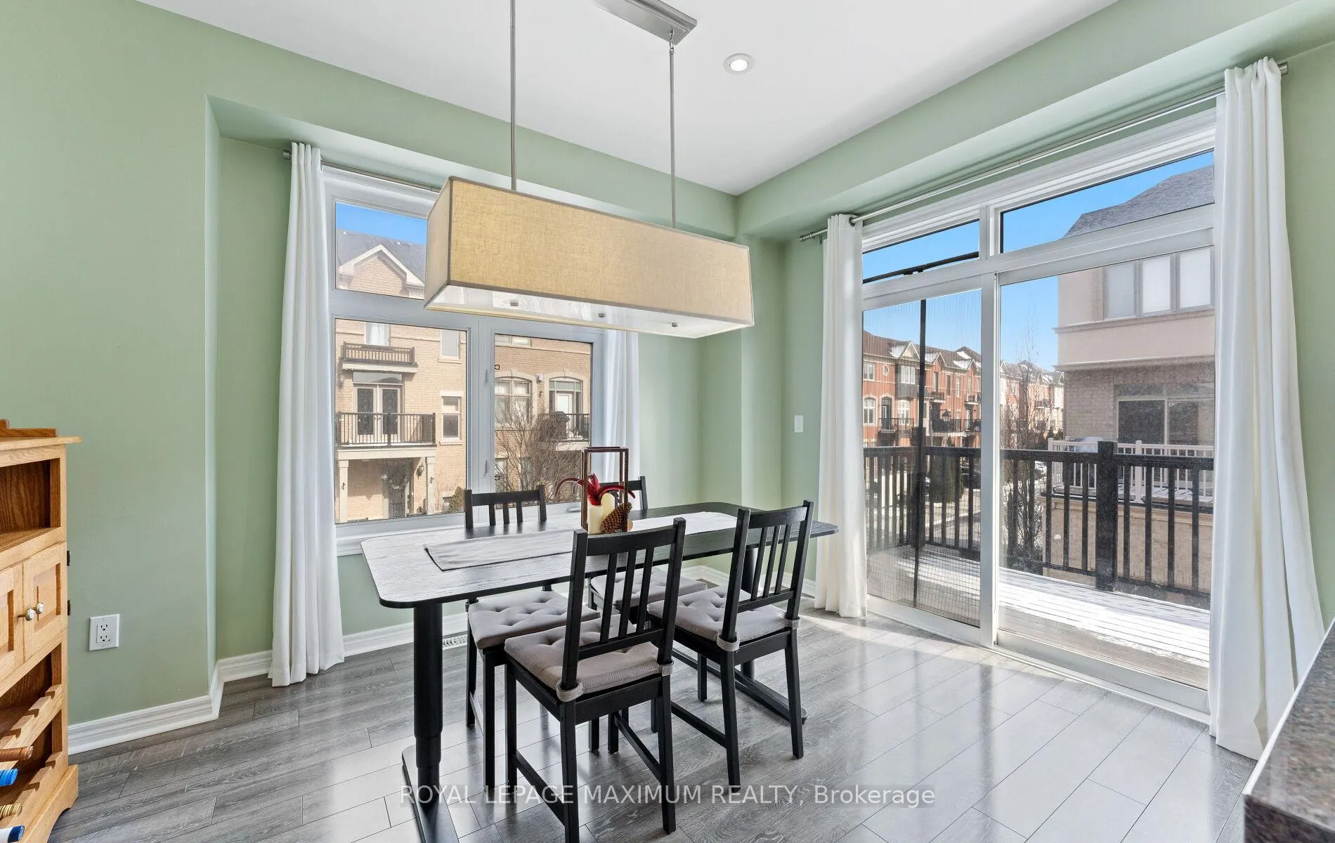 Photo 17 of 25 John Frank Road, Vaughan, East Woodbridge — HOMEH