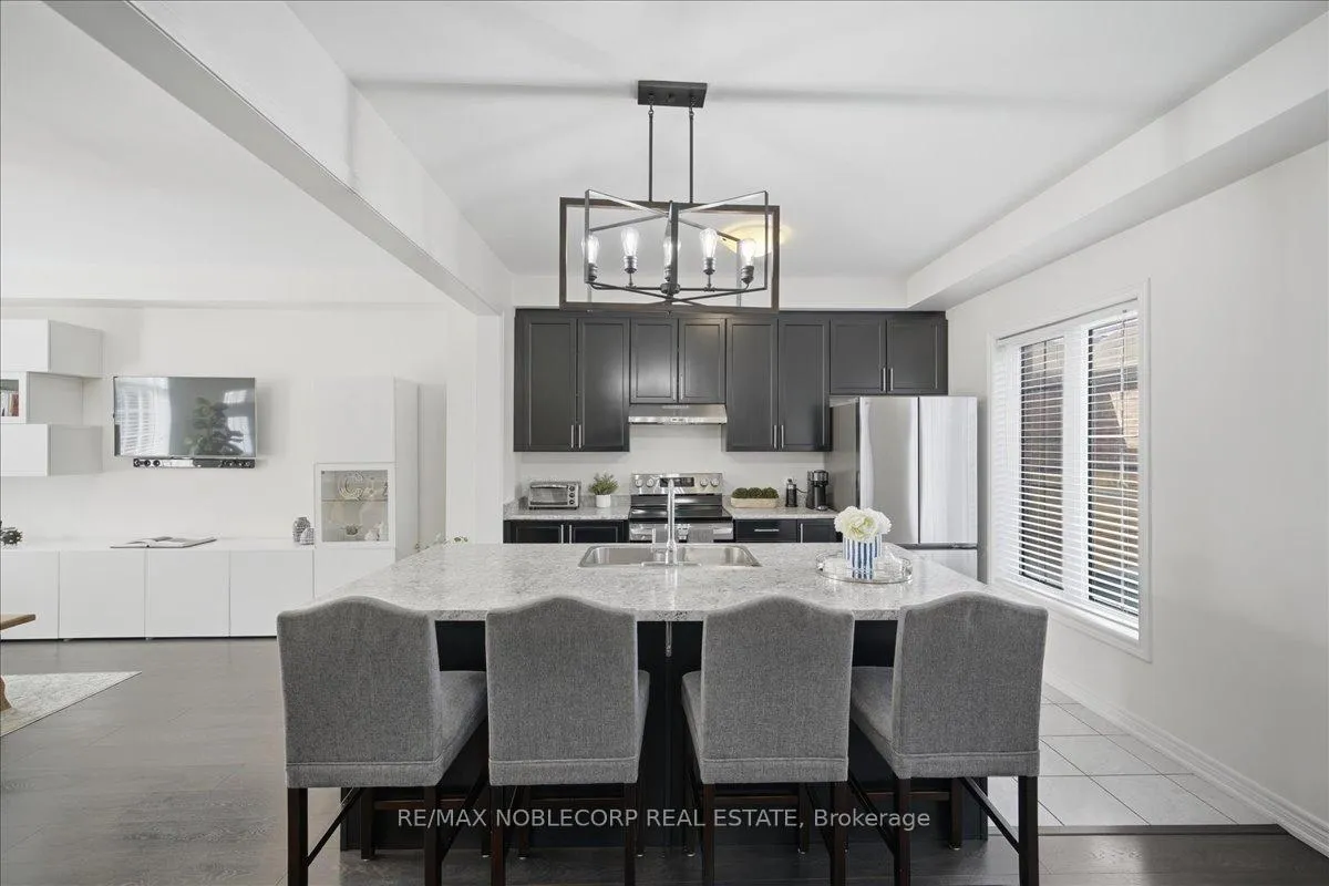 Photo 11 of 24 Primo Road, Brampton, Northwest Brampton — HOMEH