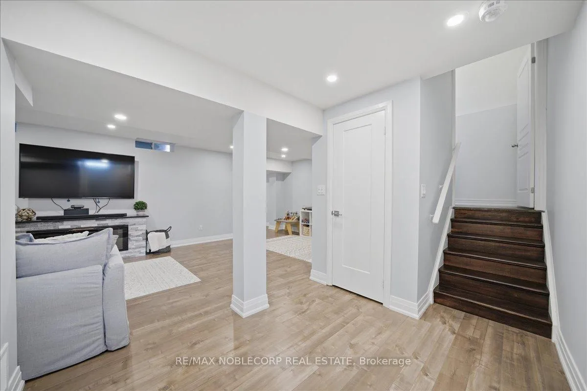 Photo 28 of 24 Primo Road, Brampton, Northwest Brampton — HOMEH