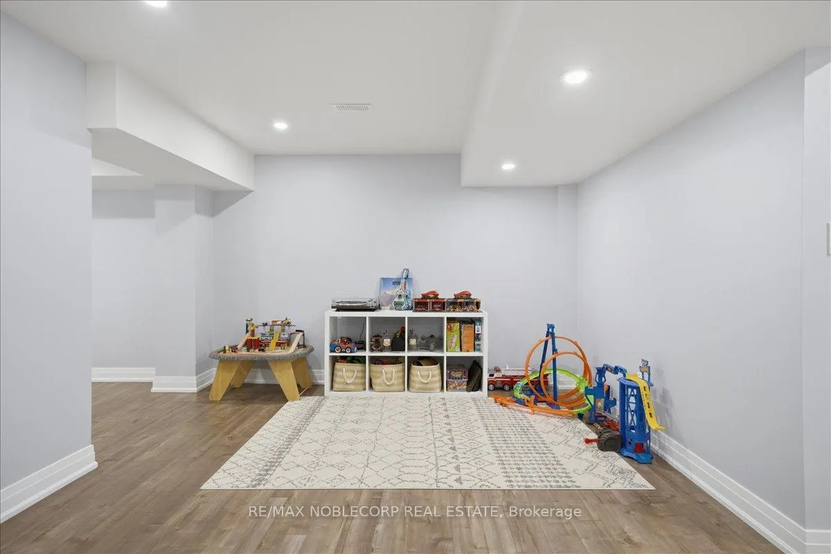 Photo 34 of 24 Primo Road, Brampton, Northwest Brampton — HOMEH