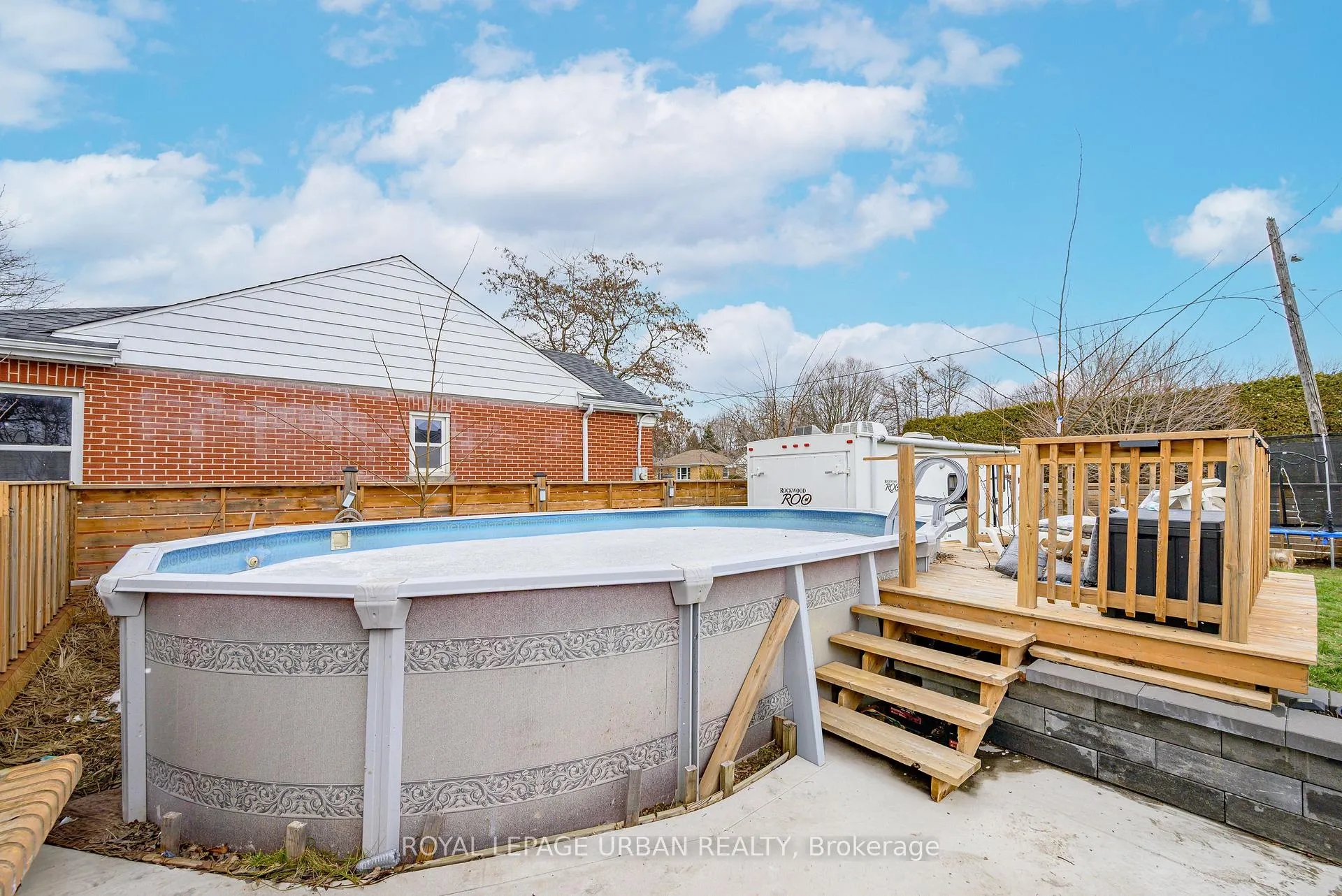 Photo 27 of 92 Rossland Road E, Oshawa, Centennial — HOMEH