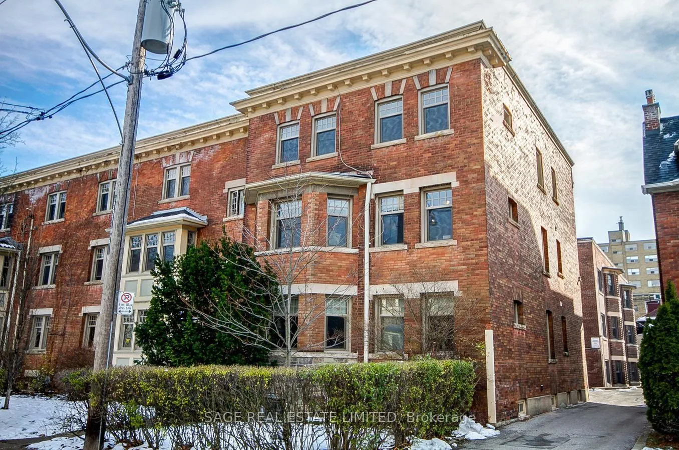Photo 2 of Unit 5, 48 Lawton Boulevard, Toronto, Yonge-St. Clair — HOMEH