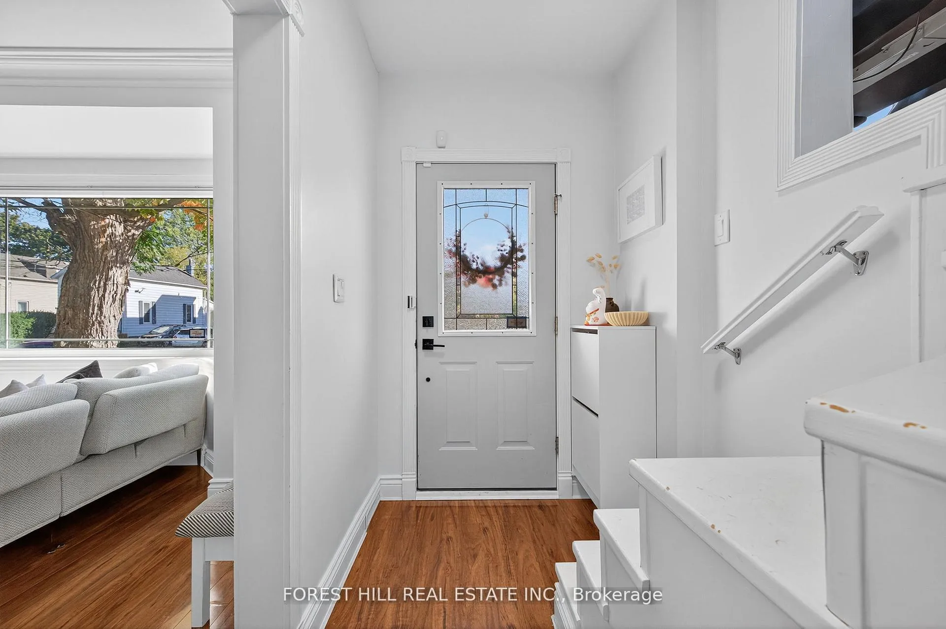 Photo 3 of 210 Kendal Avenue, Oshawa, O'Neill — HOMEH