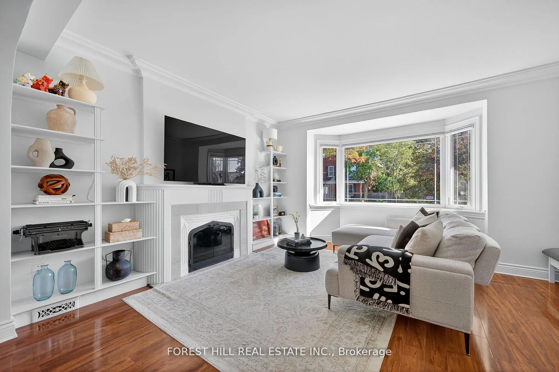 Photo 5 of 210 Kendal Avenue, Oshawa, O'Neill — HOMEH