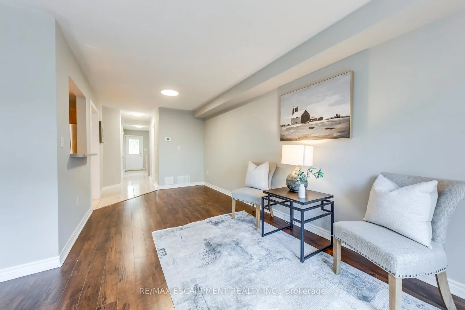 Photo 10 of 4401 Peter Drive, Burlington, Shoreacres — HOMEH