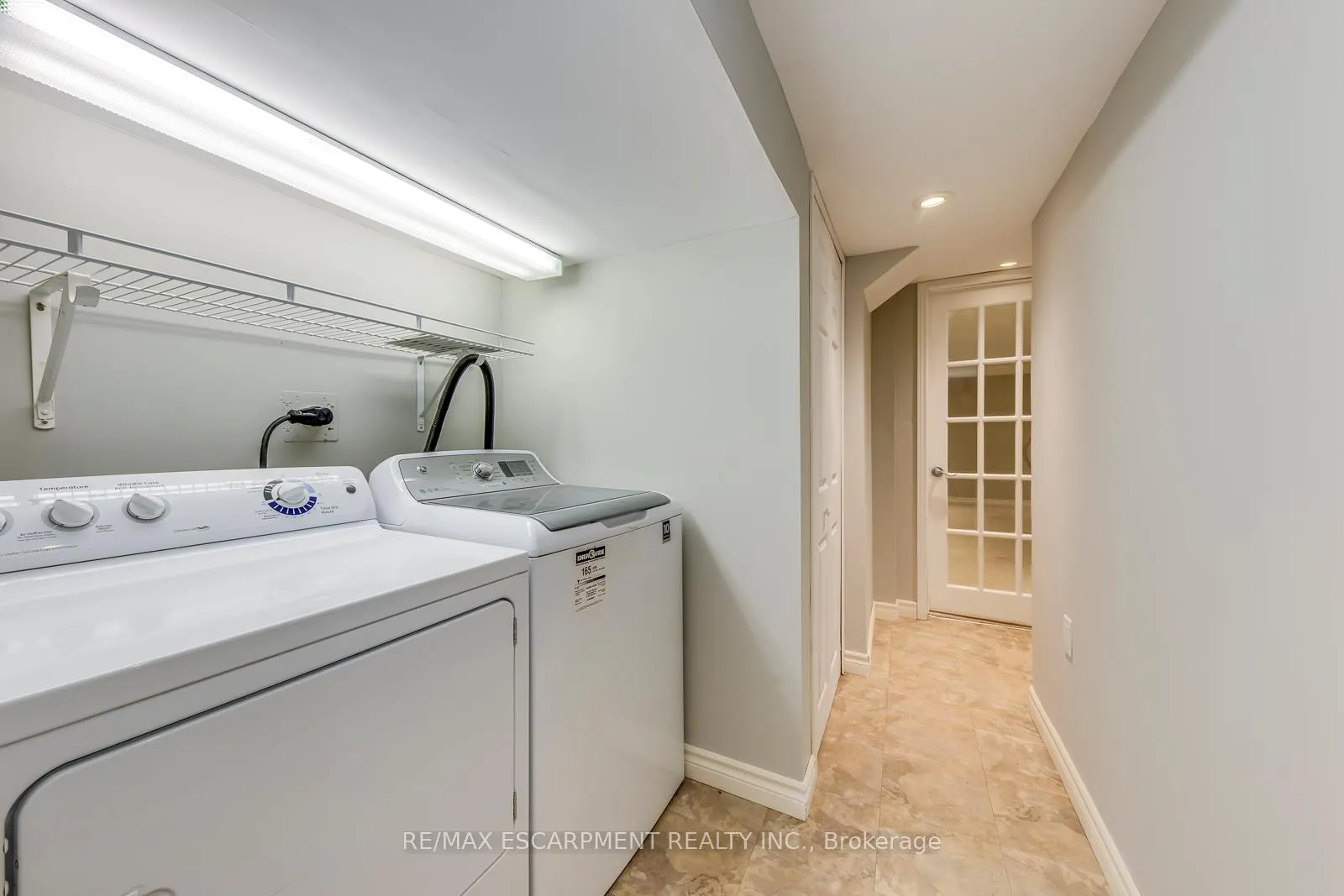 Photo 35 of 4401 Peter Drive, Burlington, Shoreacres — HOMEH