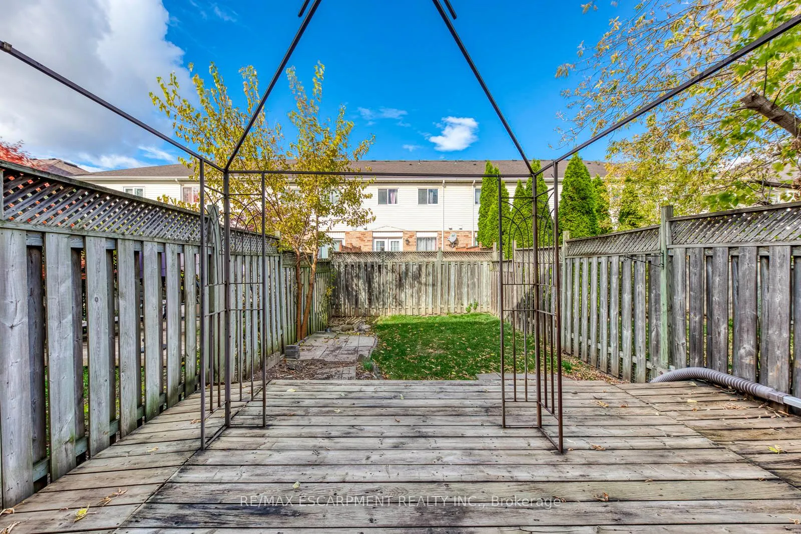 Photo 36 of 4401 Peter Drive, Burlington, Shoreacres — HOMEH