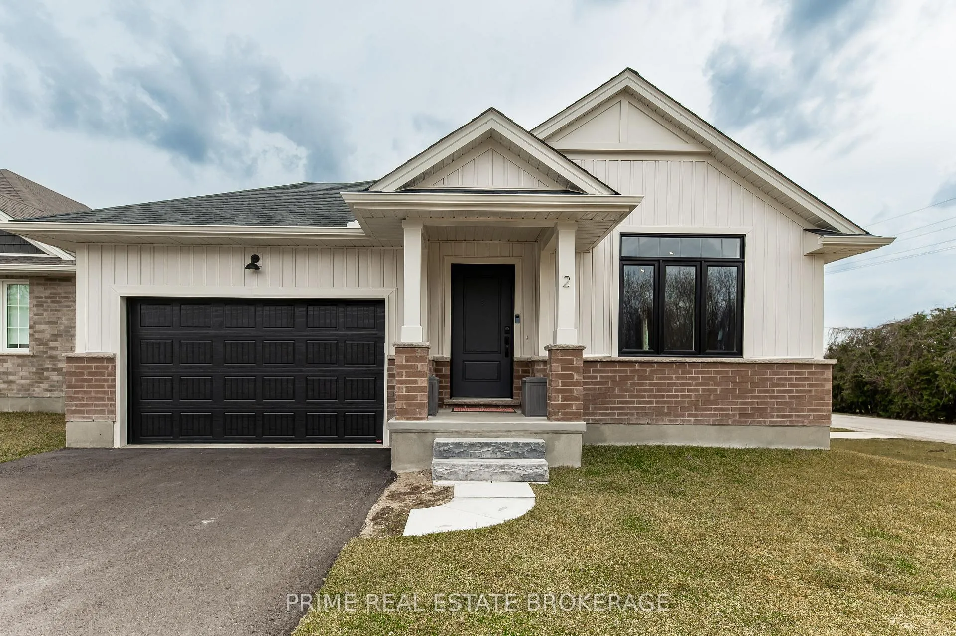 Photo 2 of 2 Macleod Court, West Elgin, West Lorne — HOMEH