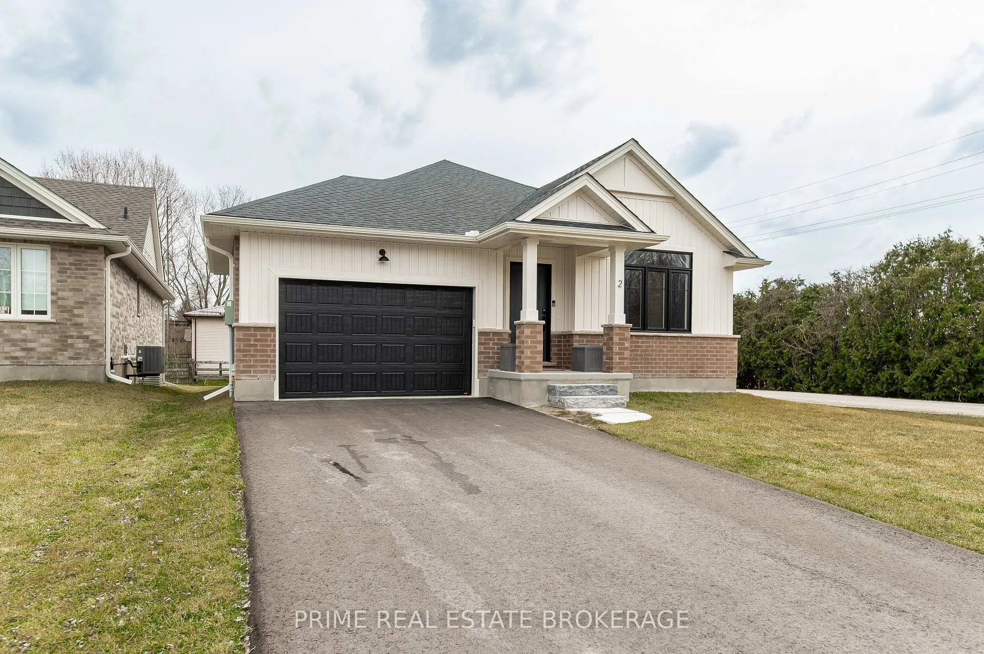 Photo 3 of 2 Macleod Court, West Elgin, West Lorne — HOMEH