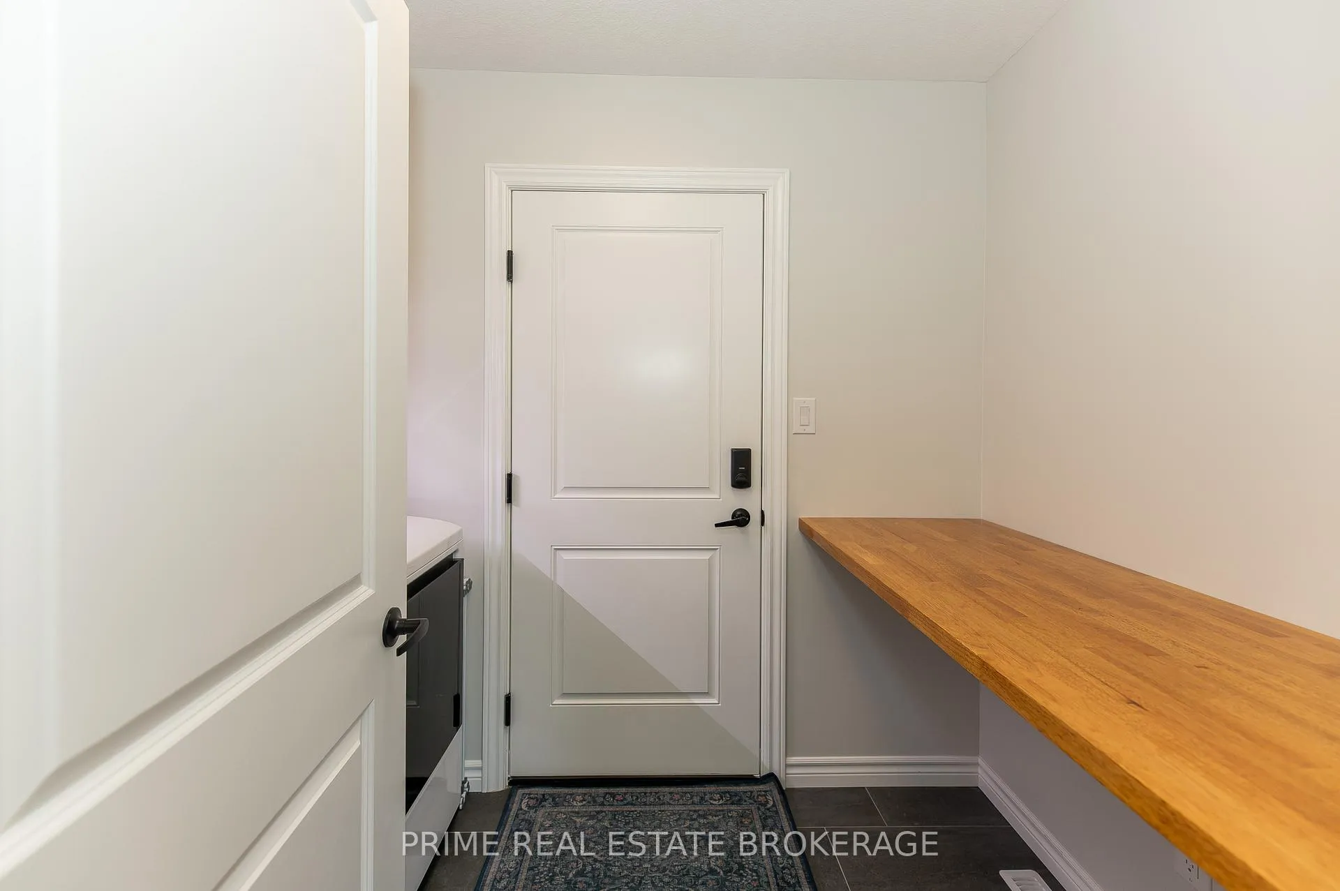 Photo 17 of 2 Macleod Court, West Elgin, West Lorne — HOMEH
