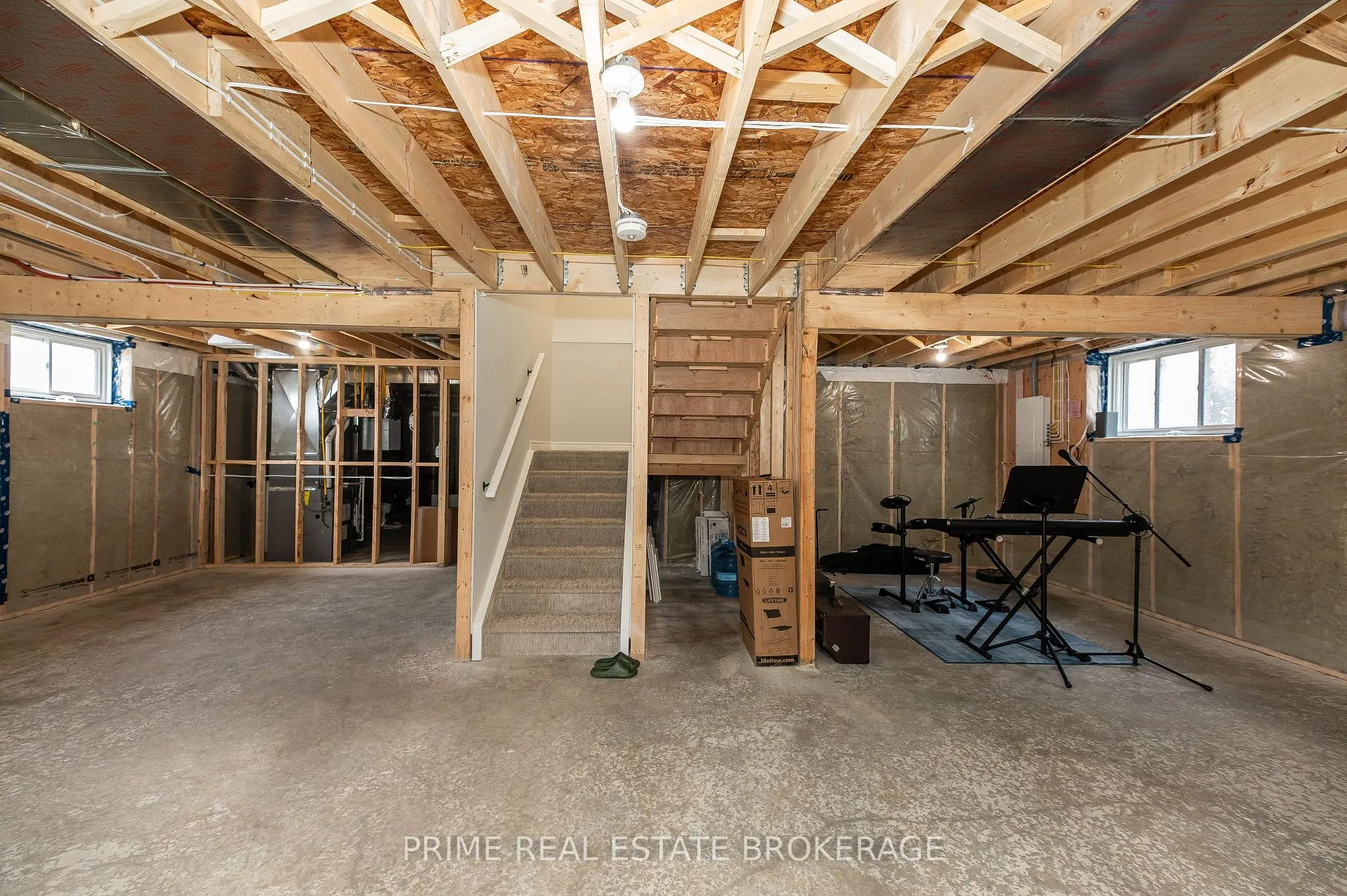 Photo 26 of 2 Macleod Court, West Elgin, West Lorne — HOMEH