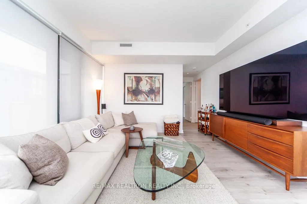 Photo 16 of Unit 4004, 161 Roehampton Avenue, Toronto, Mount Pleasant West — HOMEH
