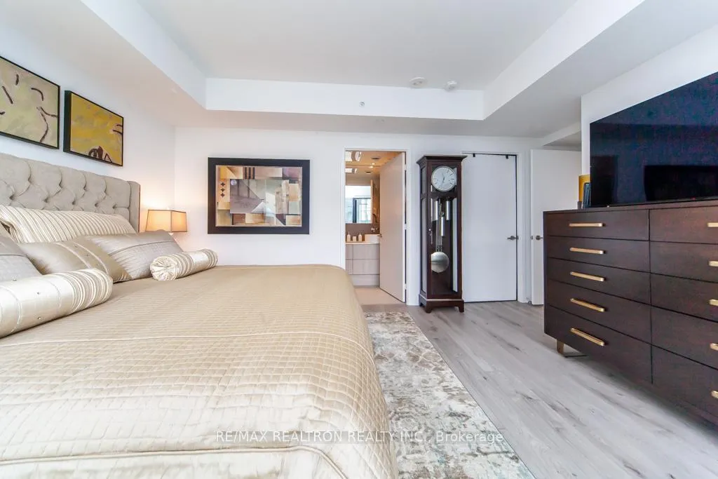 Photo 22 of Unit 4004, 161 Roehampton Avenue, Toronto, Mount Pleasant West — HOMEH
