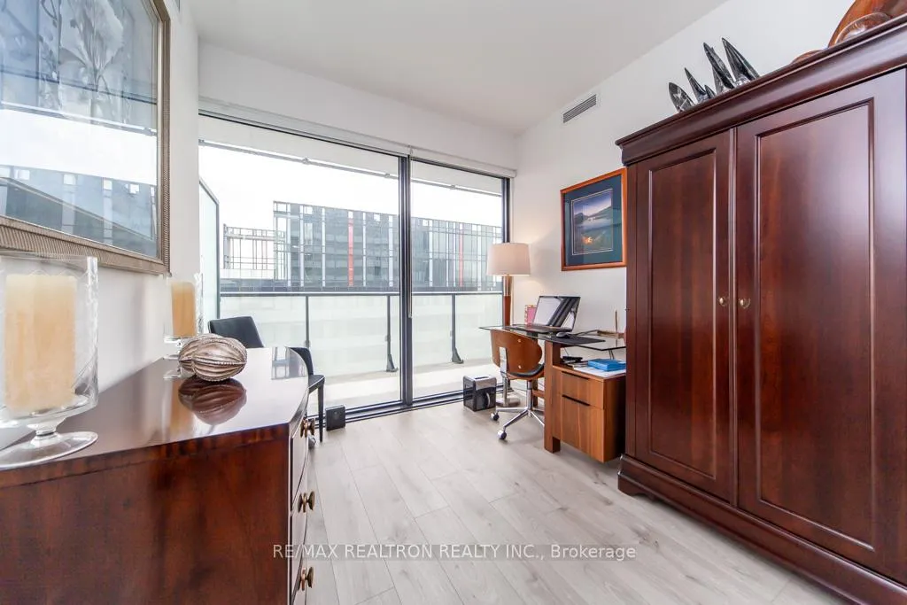 Photo 25 of Unit 4004, 161 Roehampton Avenue, Toronto, Mount Pleasant West — HOMEH