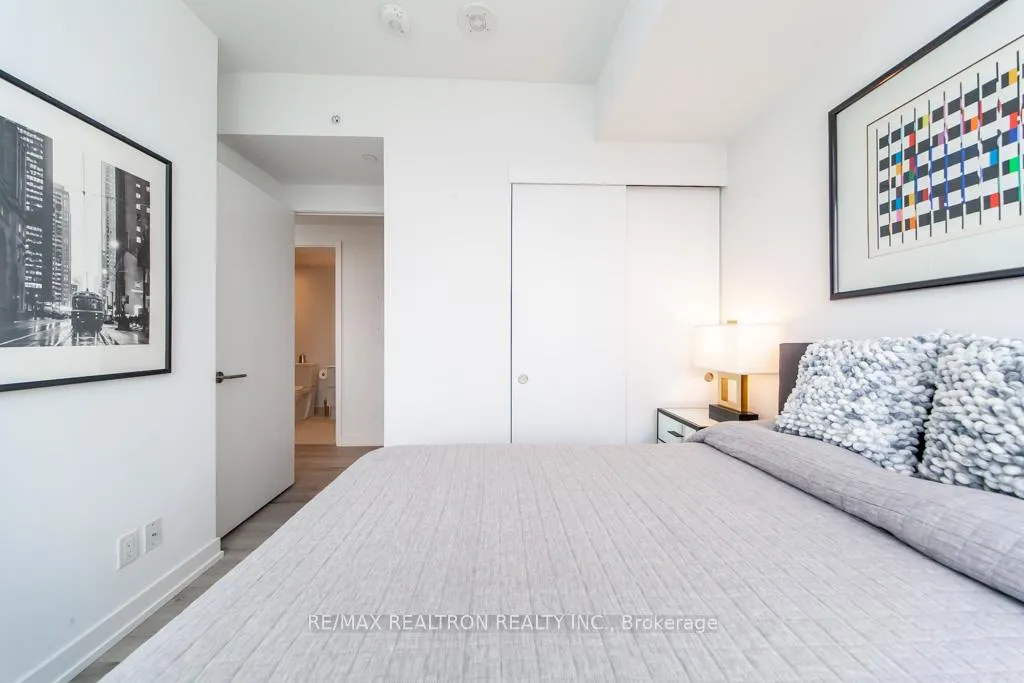 Photo 28 of Unit 4004, 161 Roehampton Avenue, Toronto, Mount Pleasant West — HOMEH