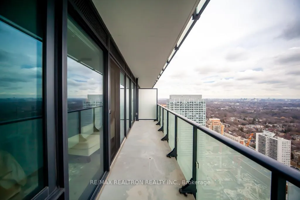 Photo 30 of Unit 4004, 161 Roehampton Avenue, Toronto, Mount Pleasant West — HOMEH