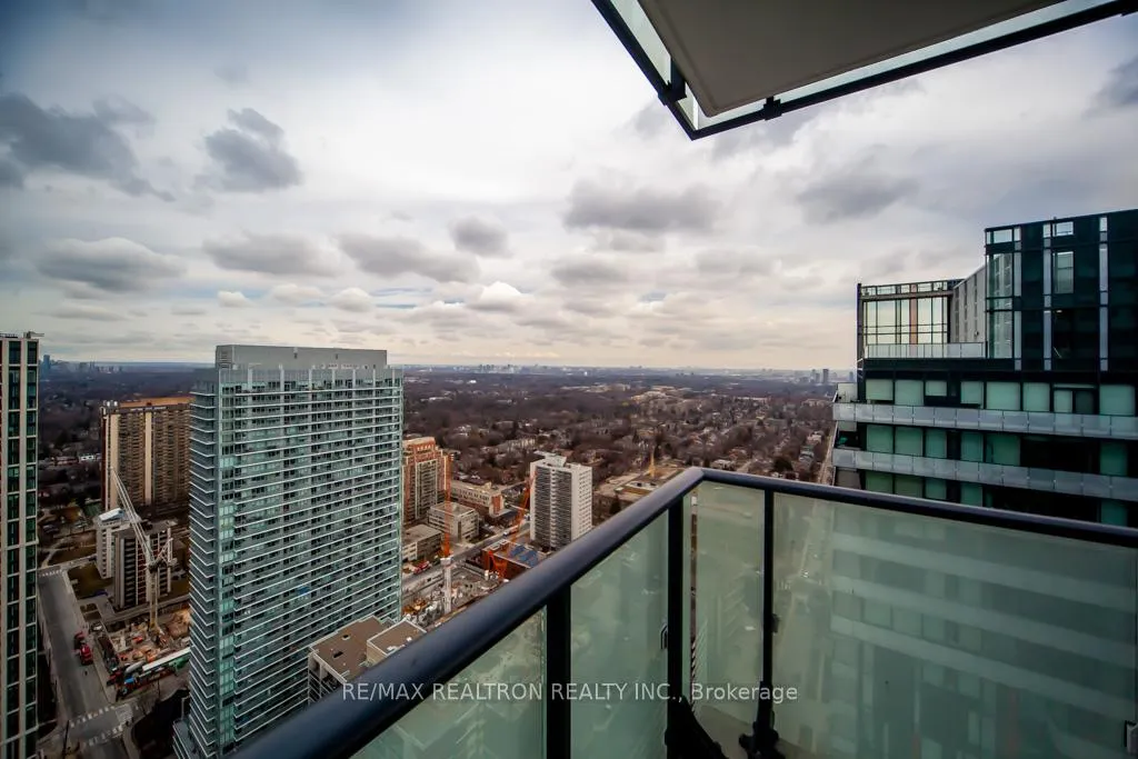 Photo 35 of Unit 4004, 161 Roehampton Avenue, Toronto, Mount Pleasant West — HOMEH