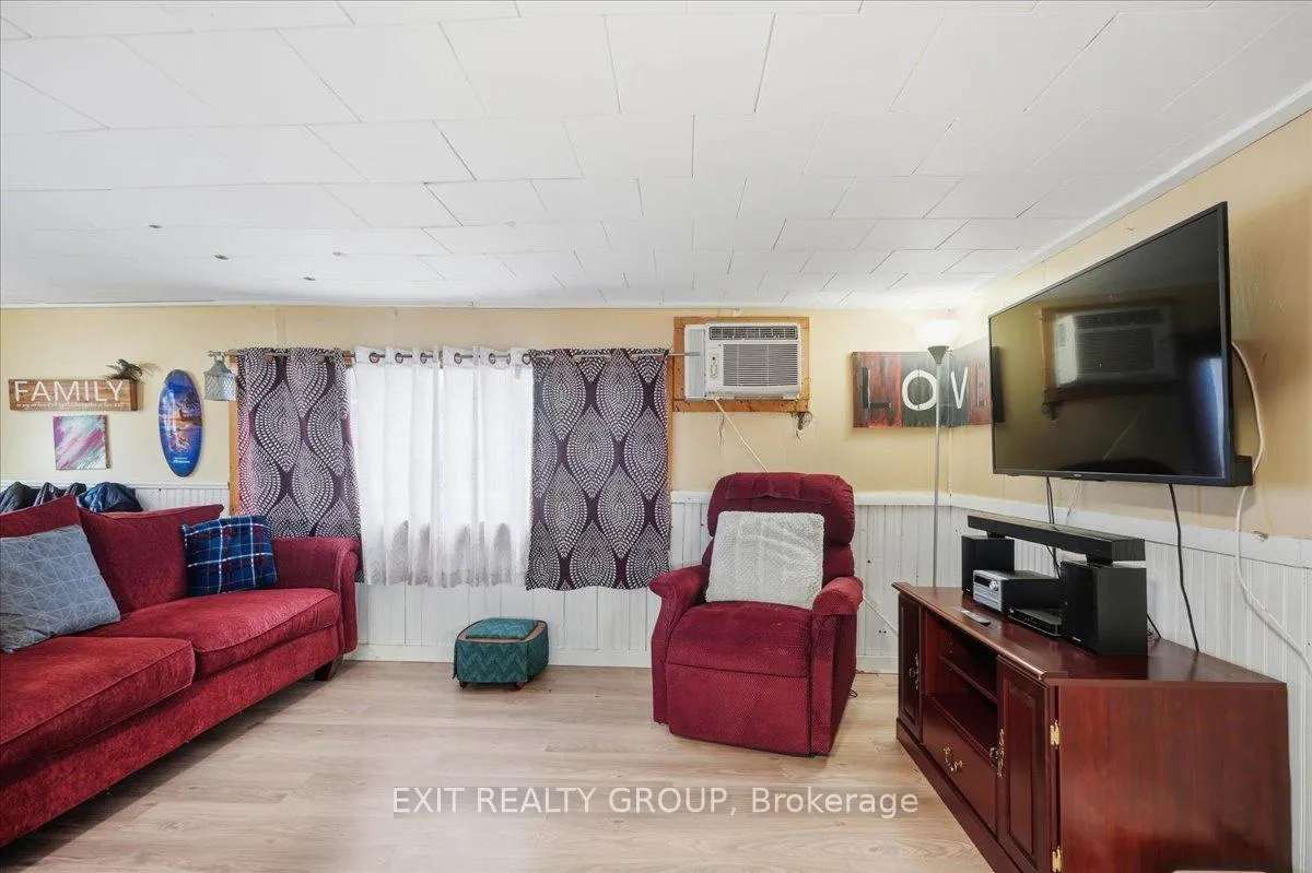 Photo 9 of Unit 57, 63 Whites Road, Quinte West, Sidney Ward — HOMEH