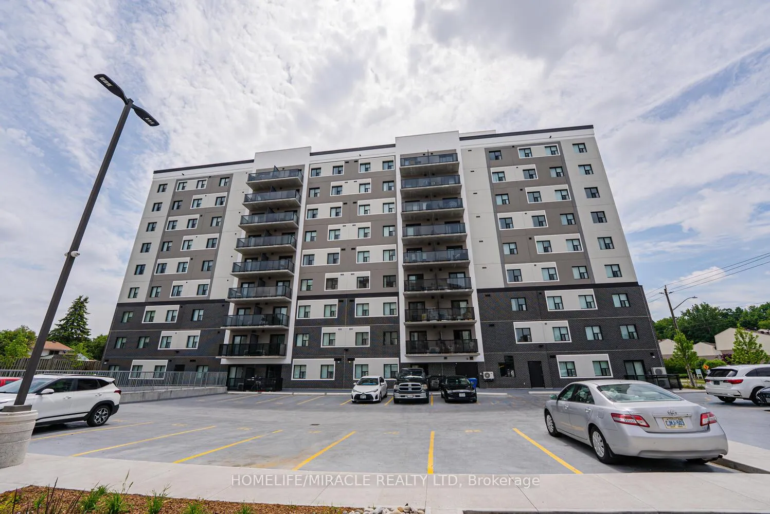 Photo 2 of Unit 908, 595 Strasburg Road, Kitchener — HOMEH