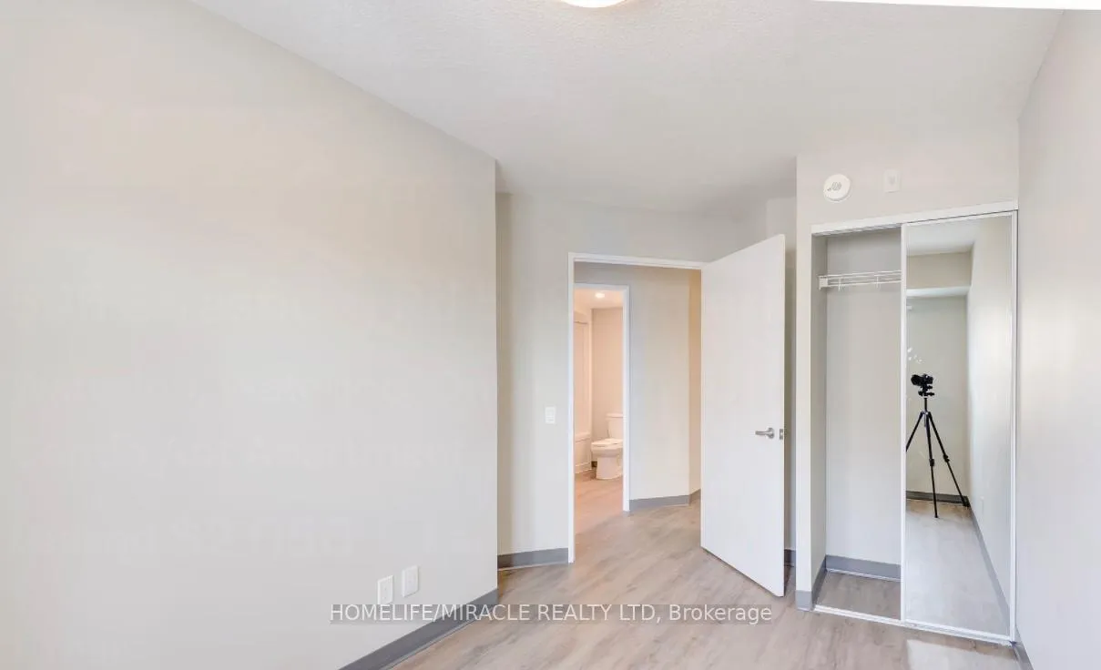 Photo 12 of Unit 908, 595 Strasburg Road, Kitchener — HOMEH