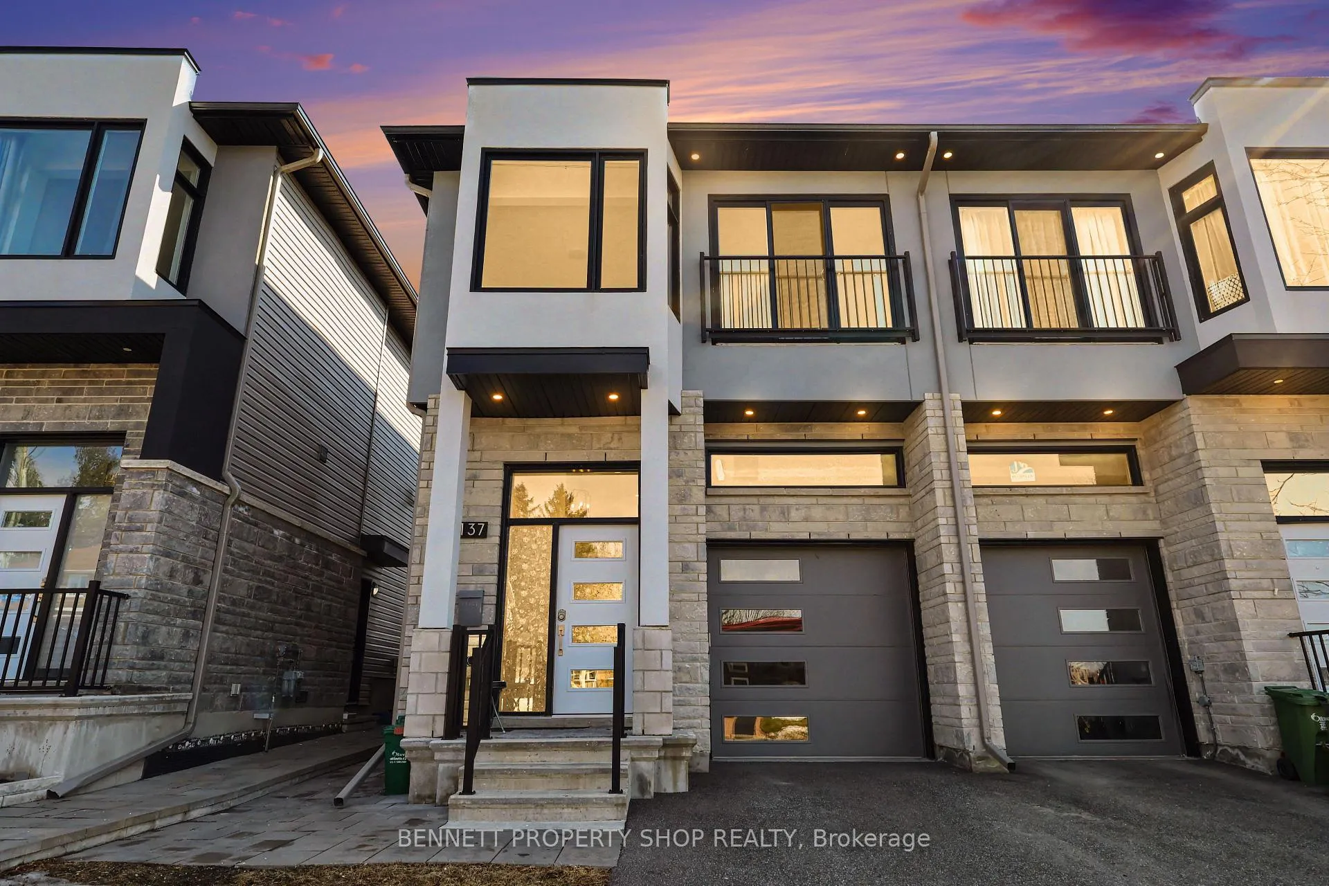 Photo 15 of 137 Duford Street, Ottawa, Vanier — HOMEH