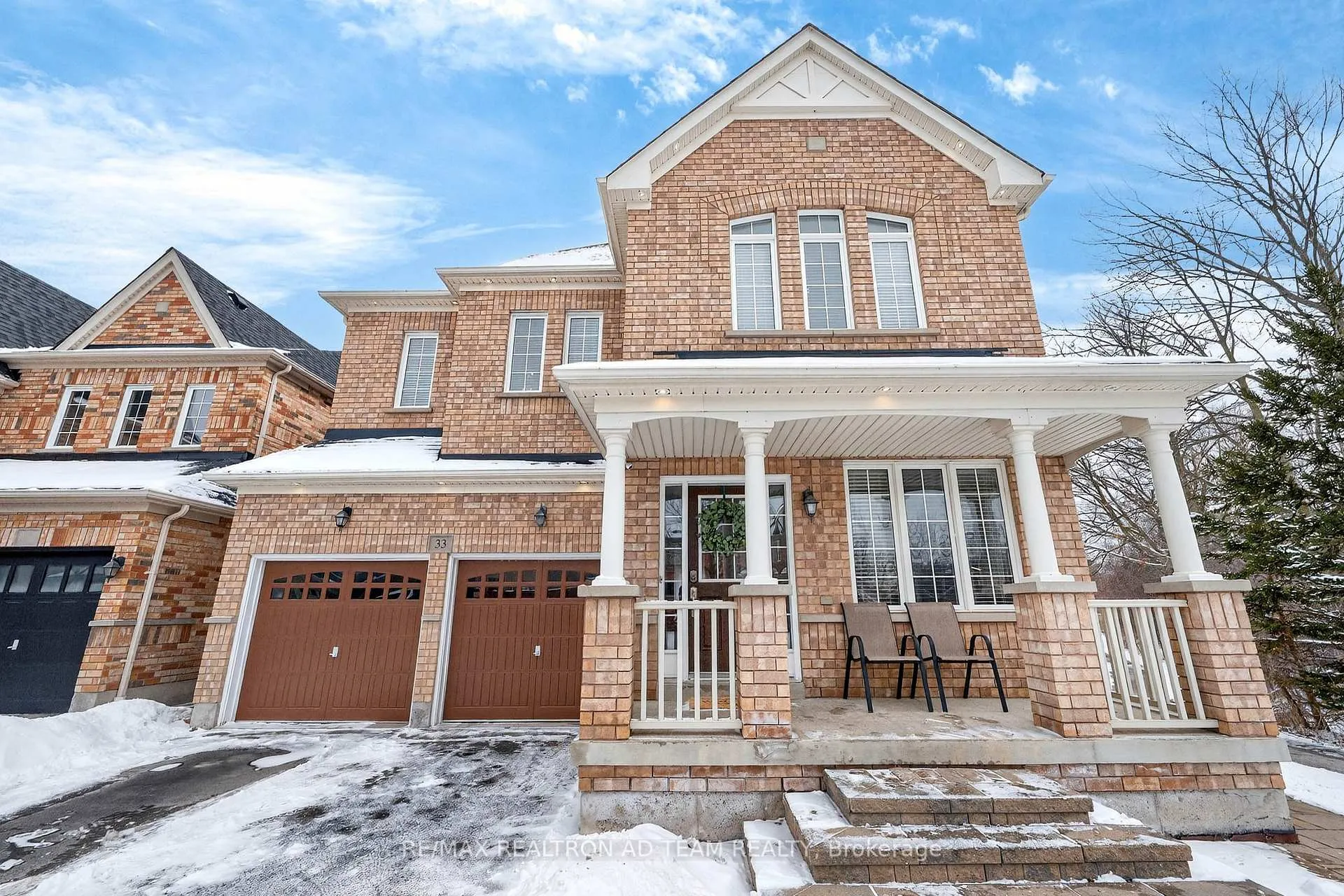 Photo 2 of 33 Wilsongary Circle, Ajax, Northeast Ajax — HOMEH