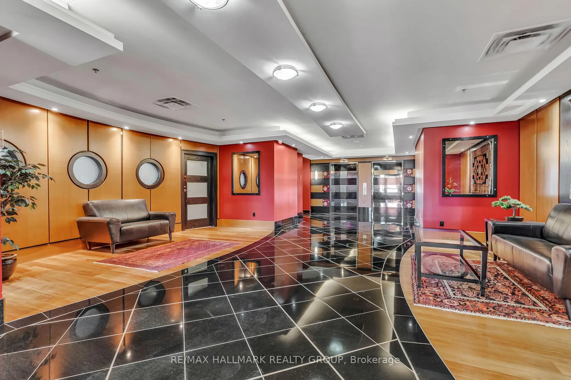 Photo 3 of Unit 302, 75 Cleary Avenue, Ottawa, Woodroffe — HOMEH