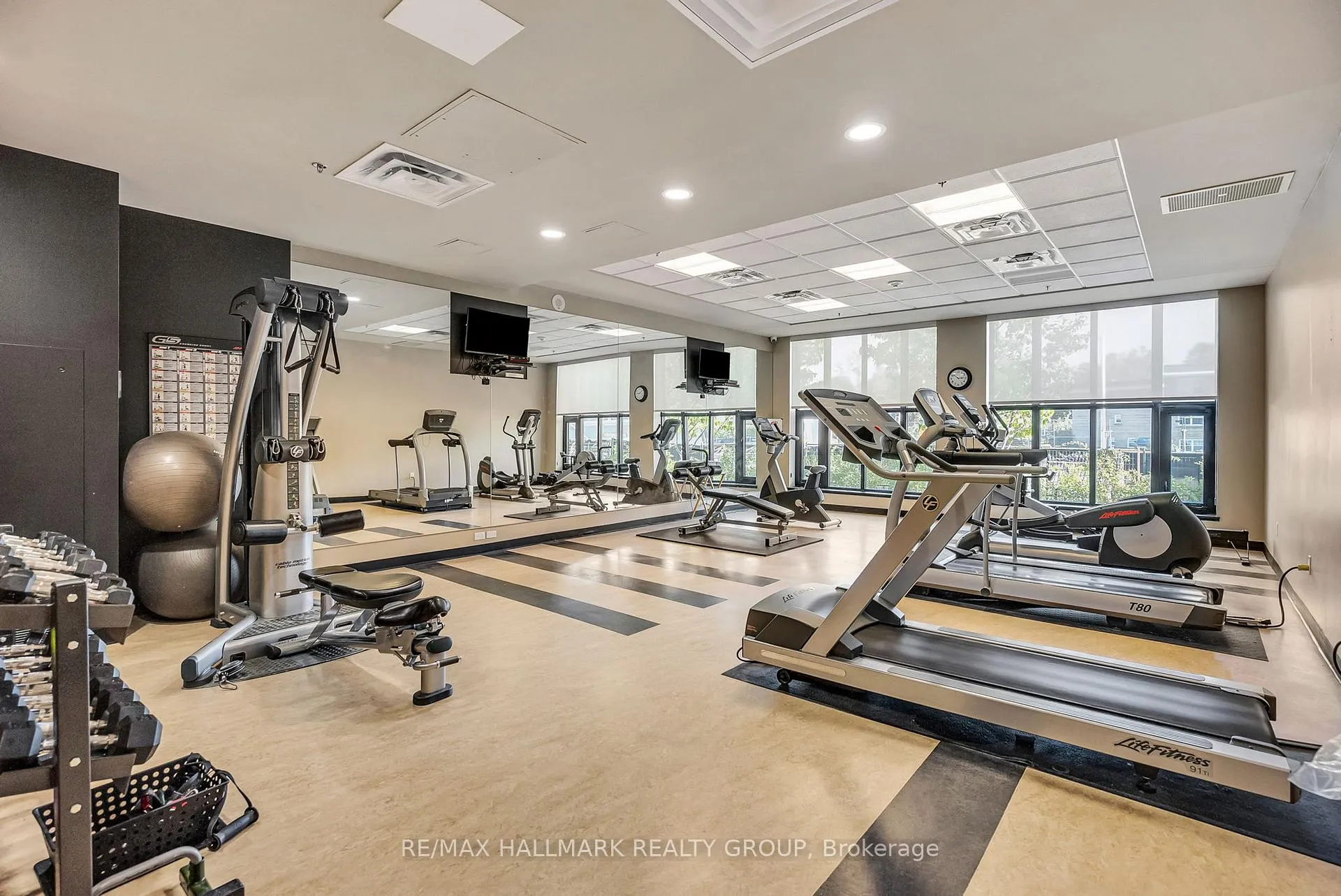 Photo 26 of Unit 302, 75 Cleary Avenue, Ottawa, Woodroffe — HOMEH